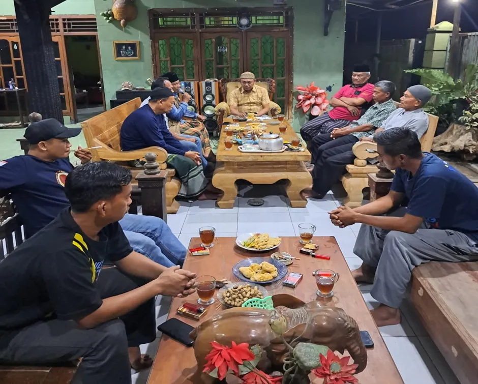 BUPATI TEGAL  Lantik Dewan Kesenian dan Dewan Kebudayaan Kabupaten Tegal.