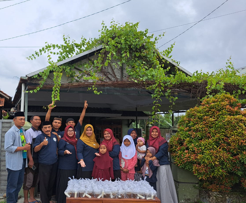 PERSATUAN ORANG TIKUNGAN (POTING) 07 BAGI TAKJIL DI MINGGU AKHIR RAMADHAN